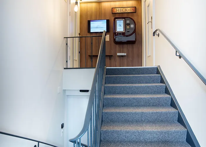 Hotel Krone By B-smart 3*